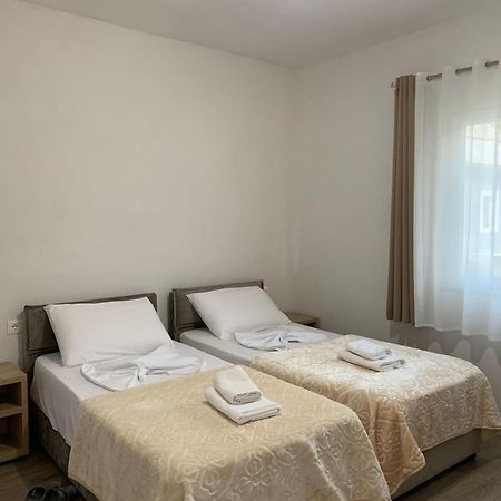 Serenity Guesthouse ثيث المظهر الخارجي الصورة